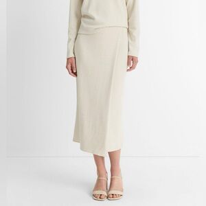 Elegant Cream Women's Skirt